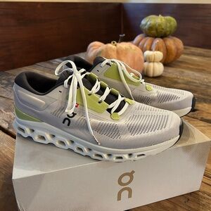 Brand New Men’s Ons Cloudstratus 3